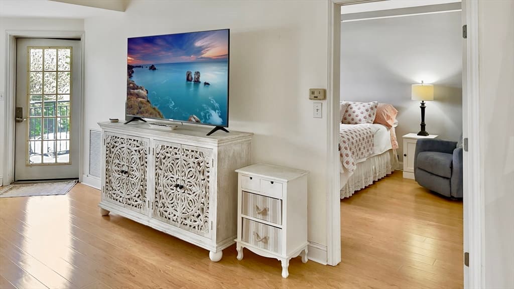 10 Seaport Dr # 2209, Quincy MA 02171