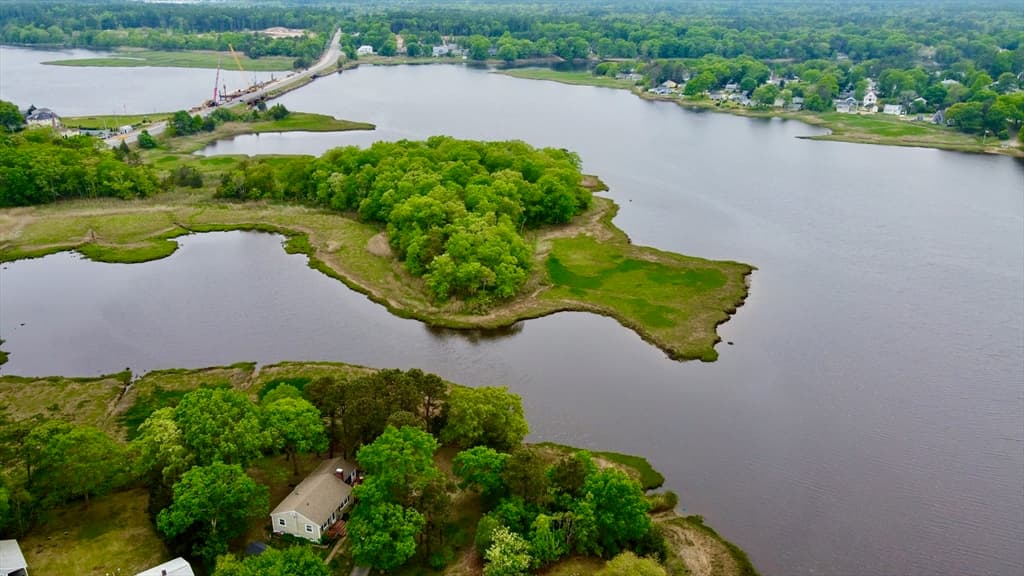 26 First Ave., Wareham MA 02571