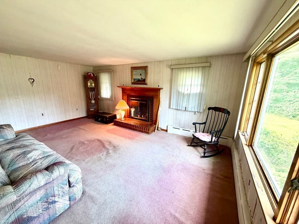 Single Family Residence at 817 Somers Rd, East Longmeadow MA 01028, East Longmeadow, photo 18 of 34