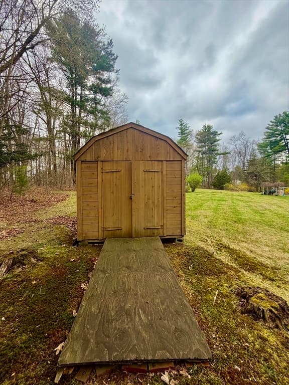 Single Family Residence at 817 Somers Rd, East Longmeadow MA 01028, East Longmeadow, photo 15 of 34