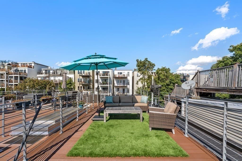 Condominium at 288 Marginal St # 4, Boston MA 02128, photo 20 of 25