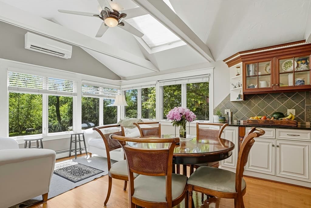 Single Family Residence at 5 Diane Dr, Medway MA 02053, Medway, photo 3 of 39