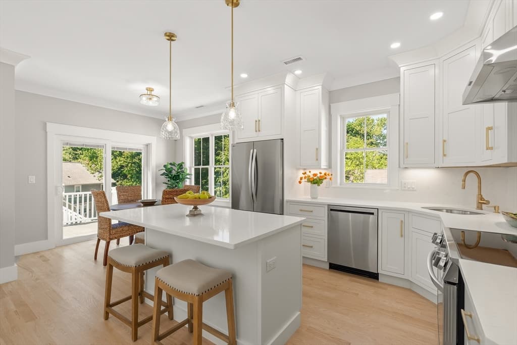 40 Lyons Street # 40, Quincy MA 02169 photo 3
