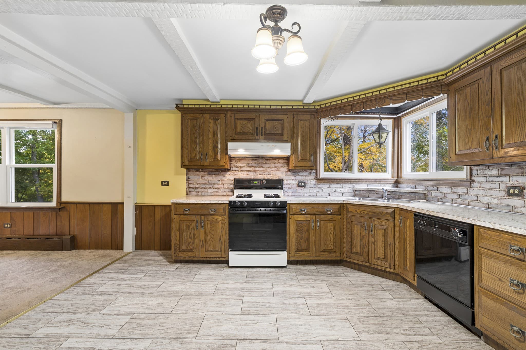 2 Family - 2 Units Side by Side at 14 Naylor St, Chelmsford MA 01863, photo 42 of 42