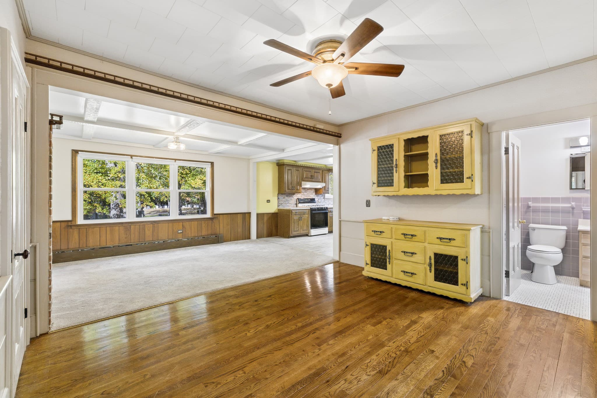 2 Family - 2 Units Side by Side at 14 Naylor St, Chelmsford MA 01863, photo 12 of 42