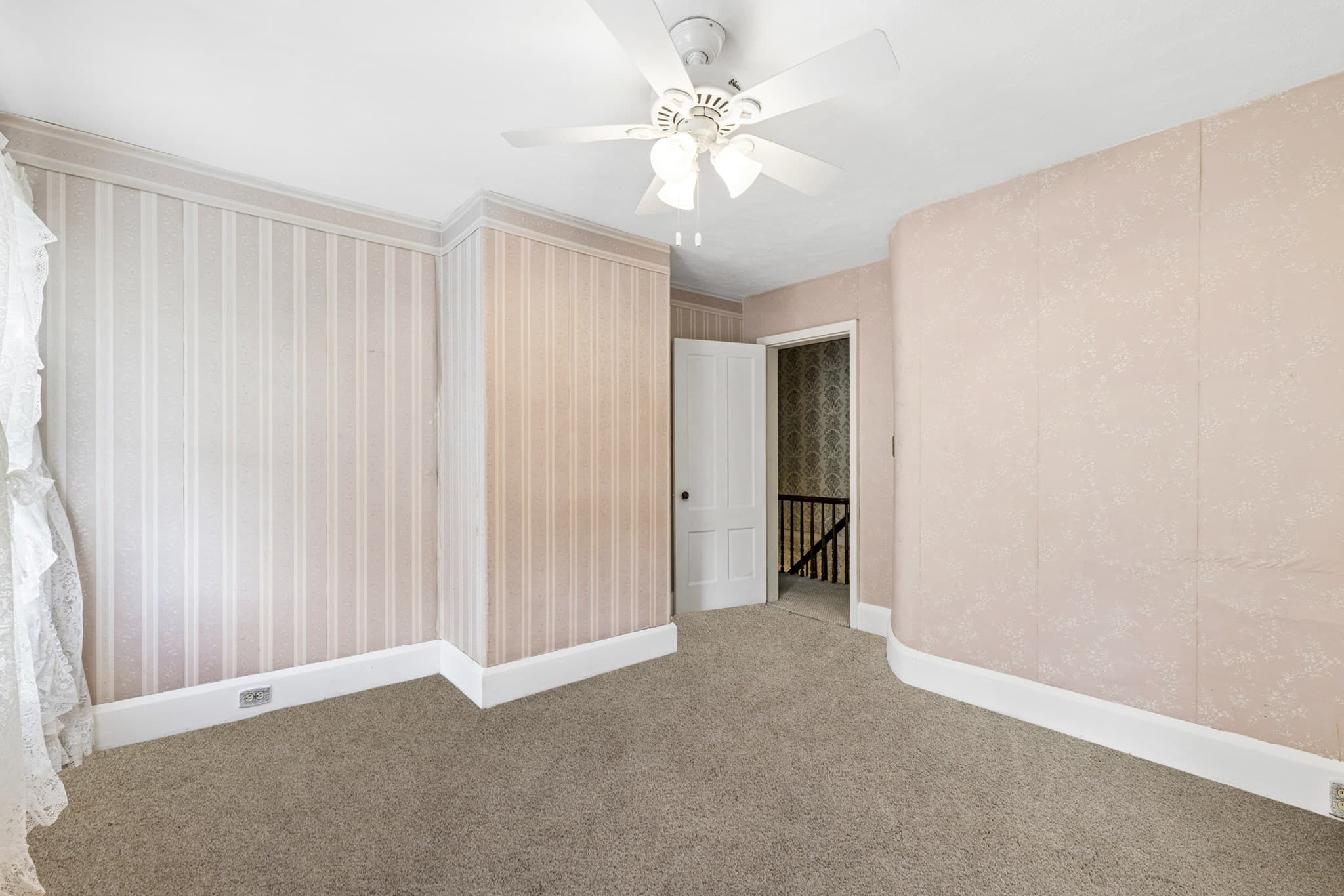 2 Family - 2 Units Side by Side at 14 Naylor St, Chelmsford MA 01863, photo 32 of 42