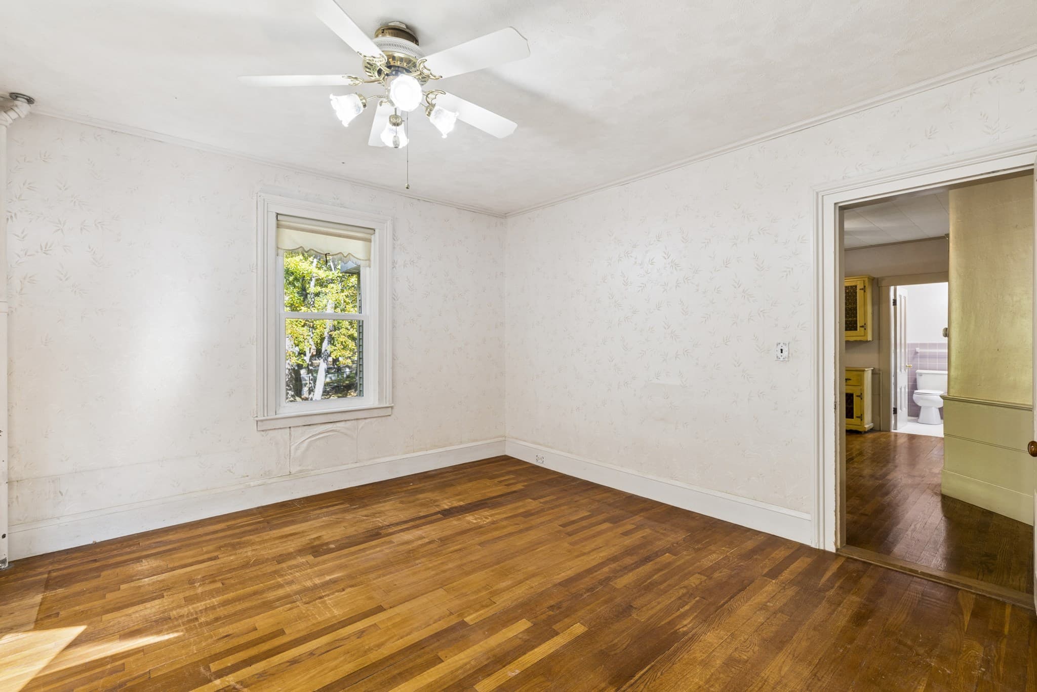 2 Family - 2 Units Side by Side at 14 Naylor St, Chelmsford MA 01863, photo 11 of 42