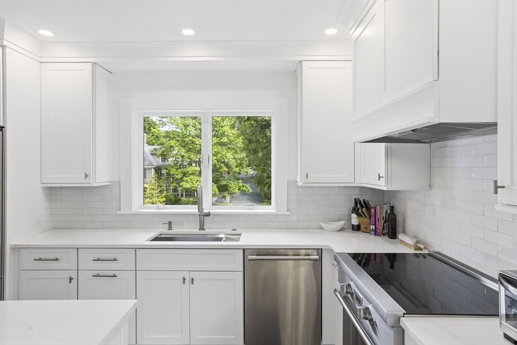 38 Edgewood Rd # 2, Lexington MA 02420 photo 5
