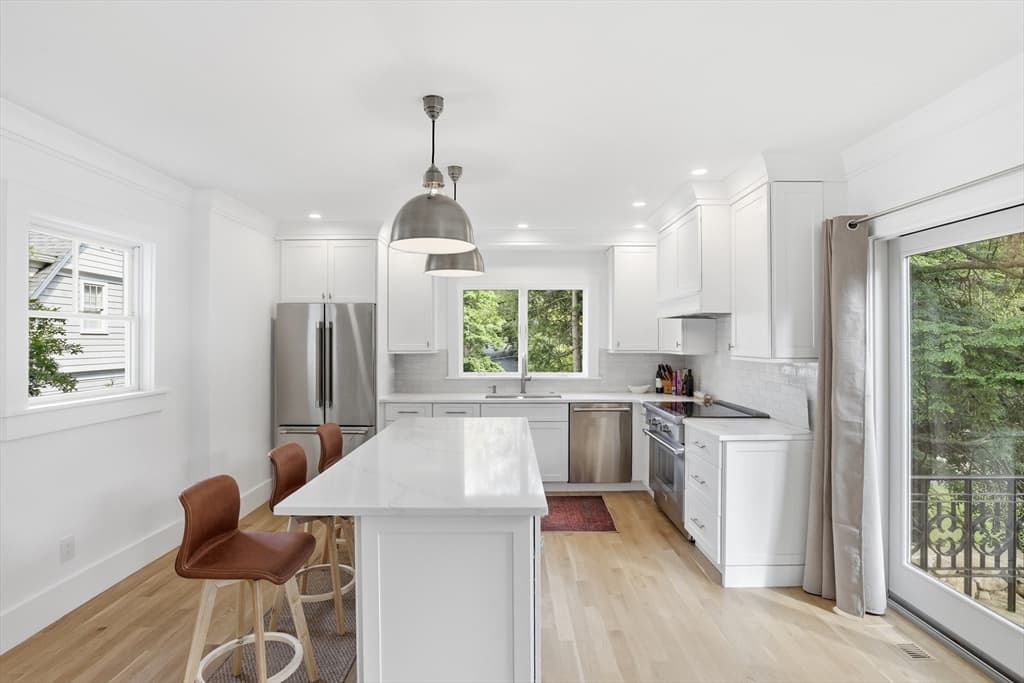 38 Edgewood Rd # 2, Lexington MA 02420 photo 4
