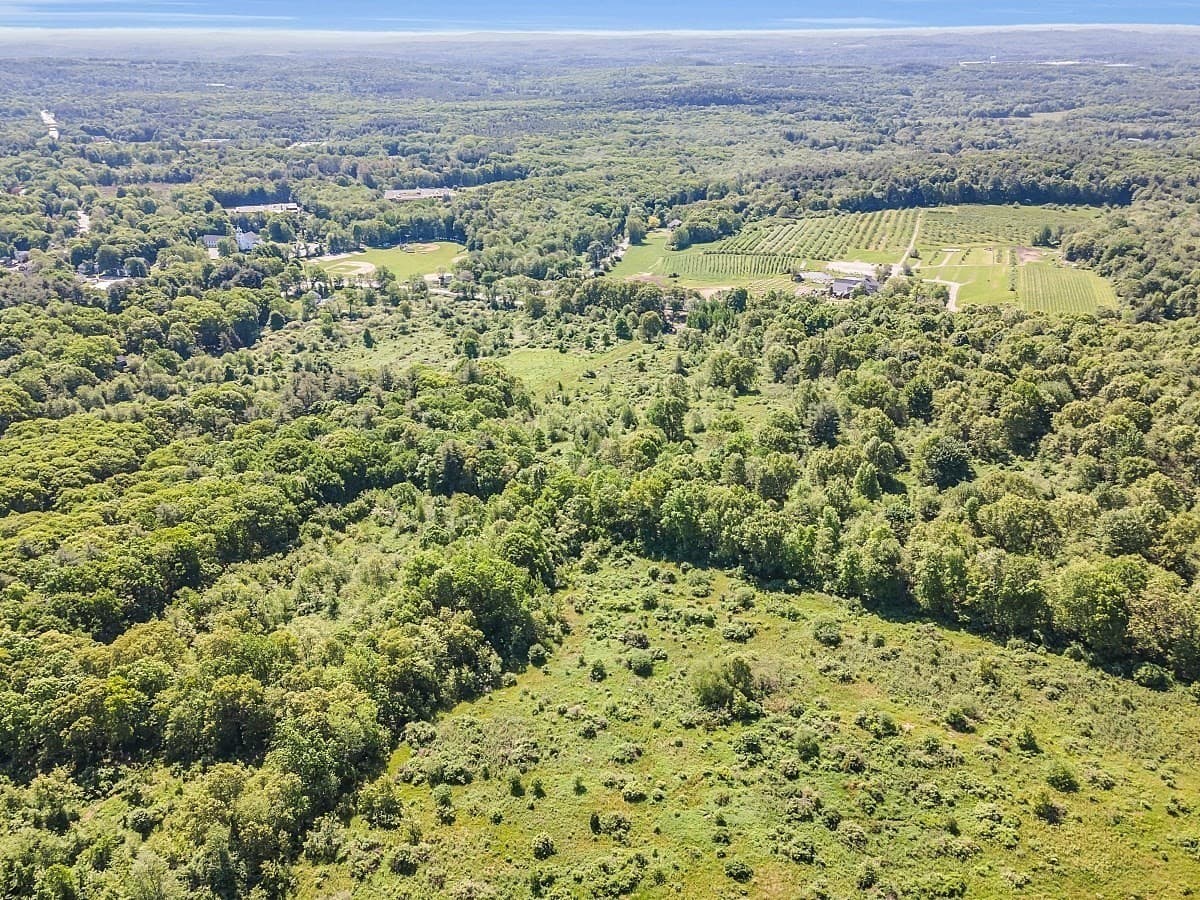 0 Wattaquadock Hill Rd, Bolton MA 01740