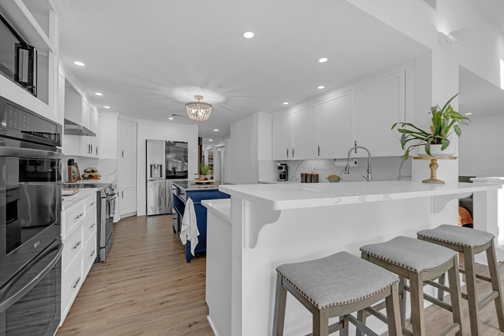 Single Family Residence at 17 Clara Rd, Framingham MA 01701, Framingham, photo 11 of 41