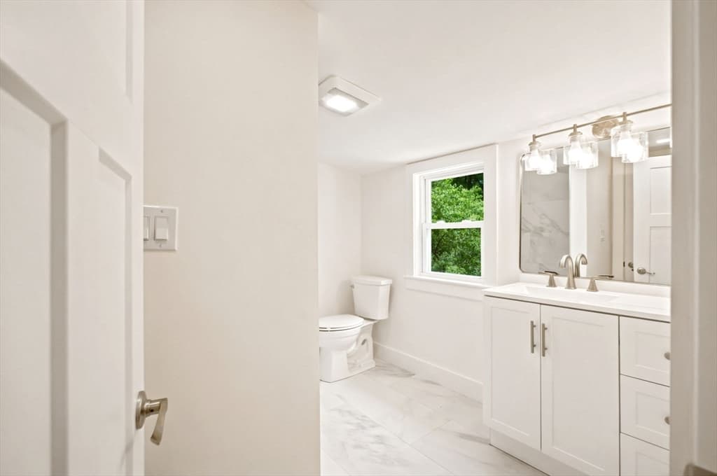 358 East St, Carlisle MA 01741 photo 27