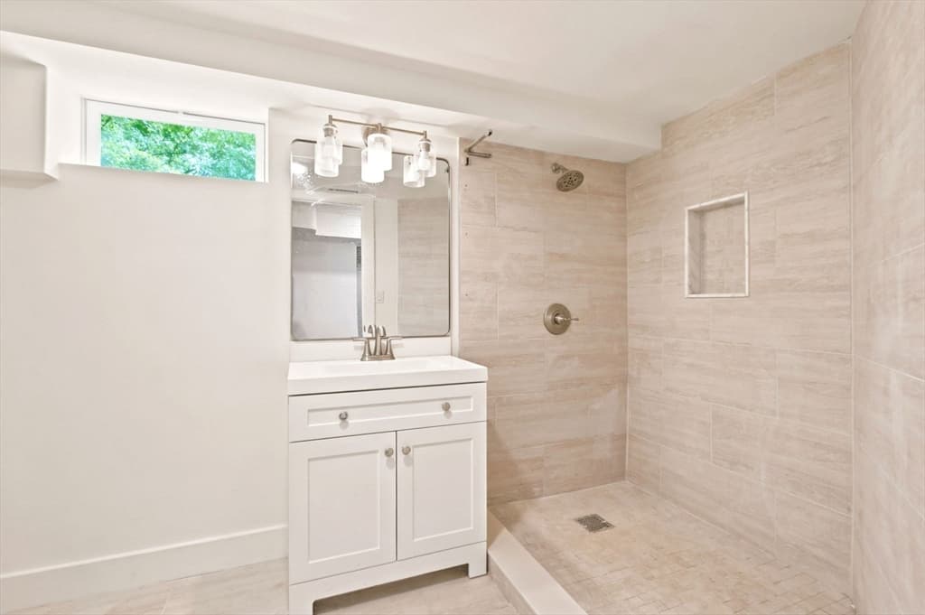 358 East St, Carlisle MA 01741 photo 36