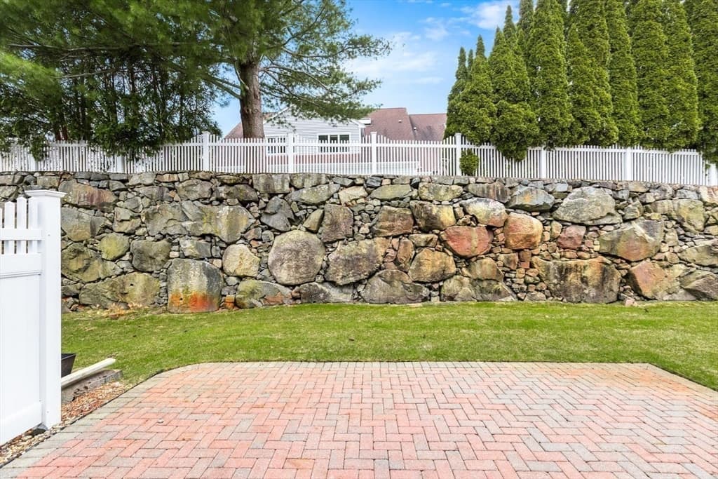 17 Lions Lane # 2005, Salem MA 01970 photo 25