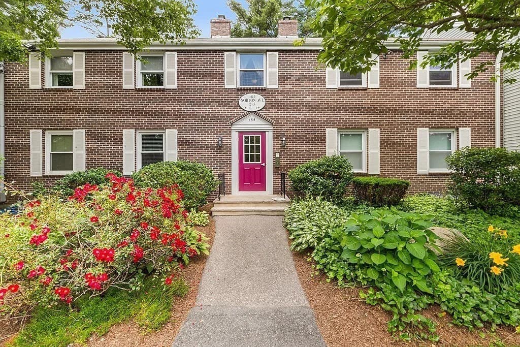 165 Norton Ave # 5, Easton MA 02375