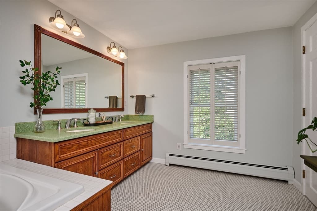 310 South St, Northampton MA 01060 photo 18