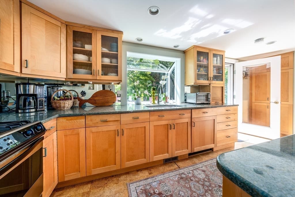 96 Greensward Rd, Mashpee MA 02649 photo 17