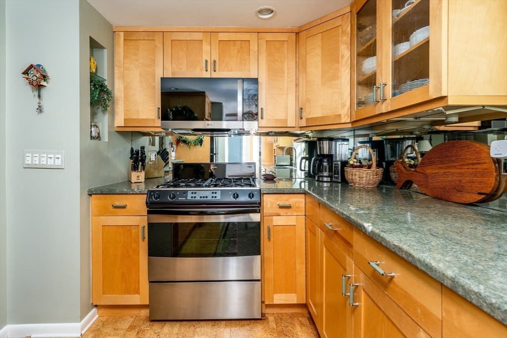 96 Greensward Rd, Mashpee MA 02649 photo 16