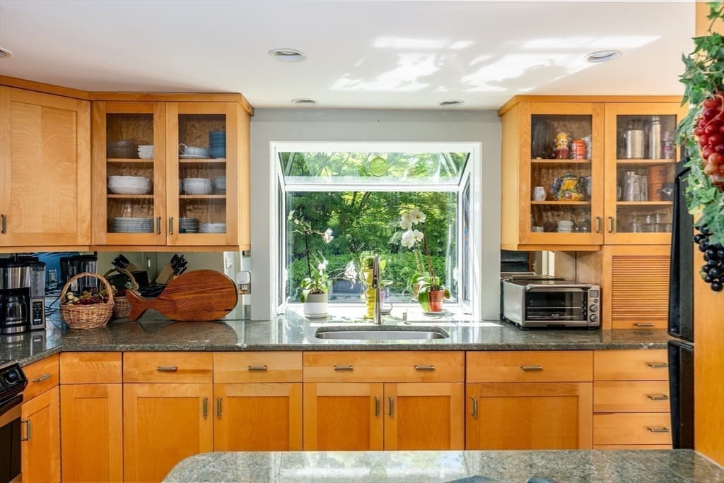 96 Greensward Rd, Mashpee MA 02649 photo 14
