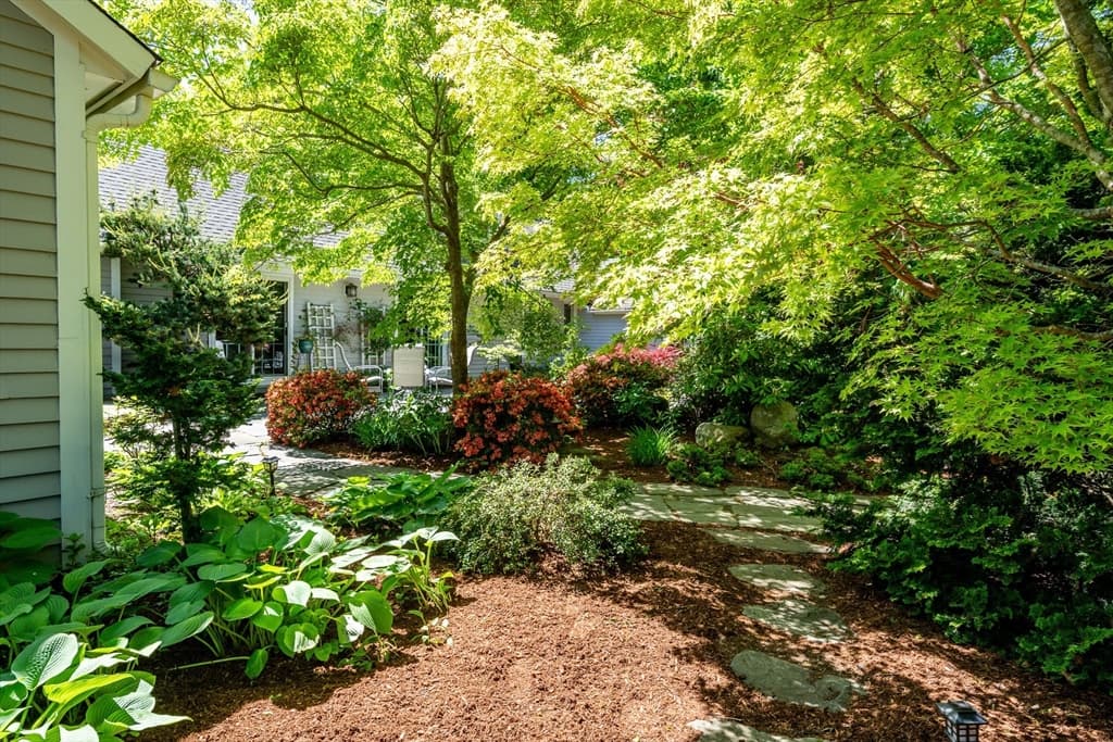 96 Greensward Rd, Mashpee MA 02649 photo 4