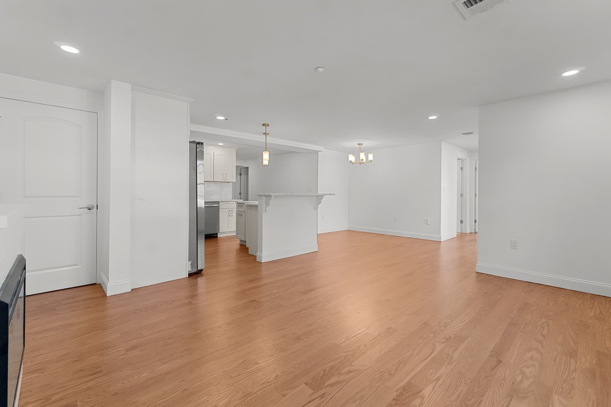 Condominium at 3 Pirmi Ln # 1, Gloucester MA 01930, Gloucester, photo 2 of 33