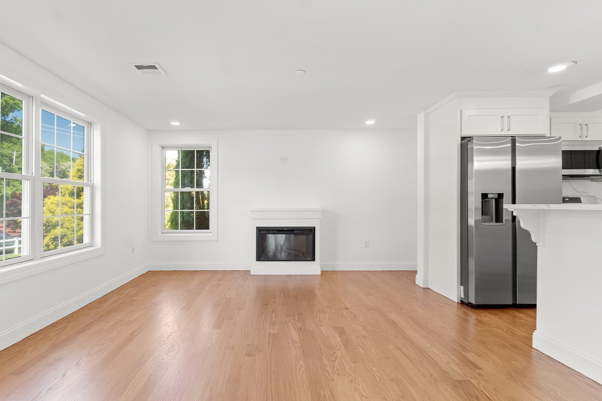 Condominium at 3 Pirmi Ln # 1, Gloucester MA 01930, Gloucester, photo 4 of 33