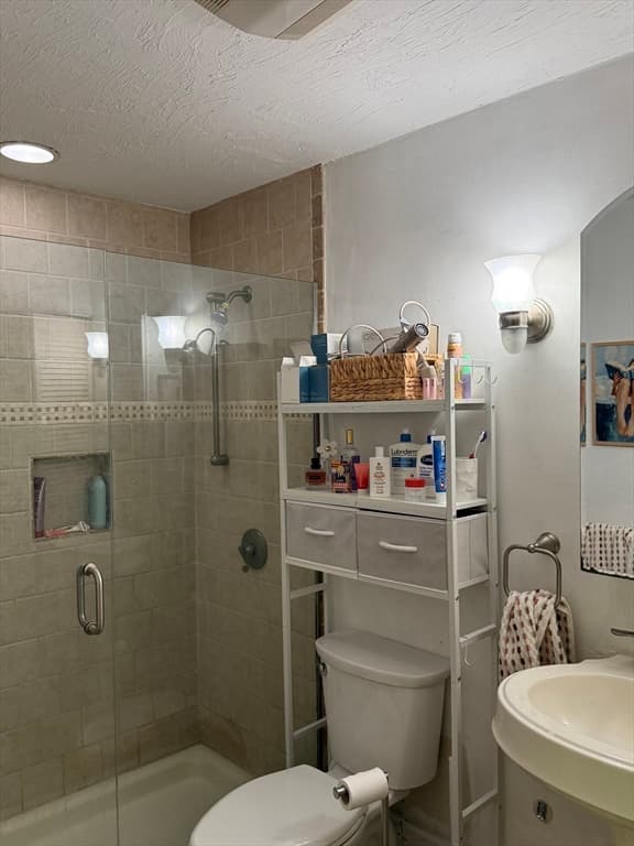 Condominium at 2 Squire Ct # 8, Natick MA 01760, Natick, photo 9 of 18