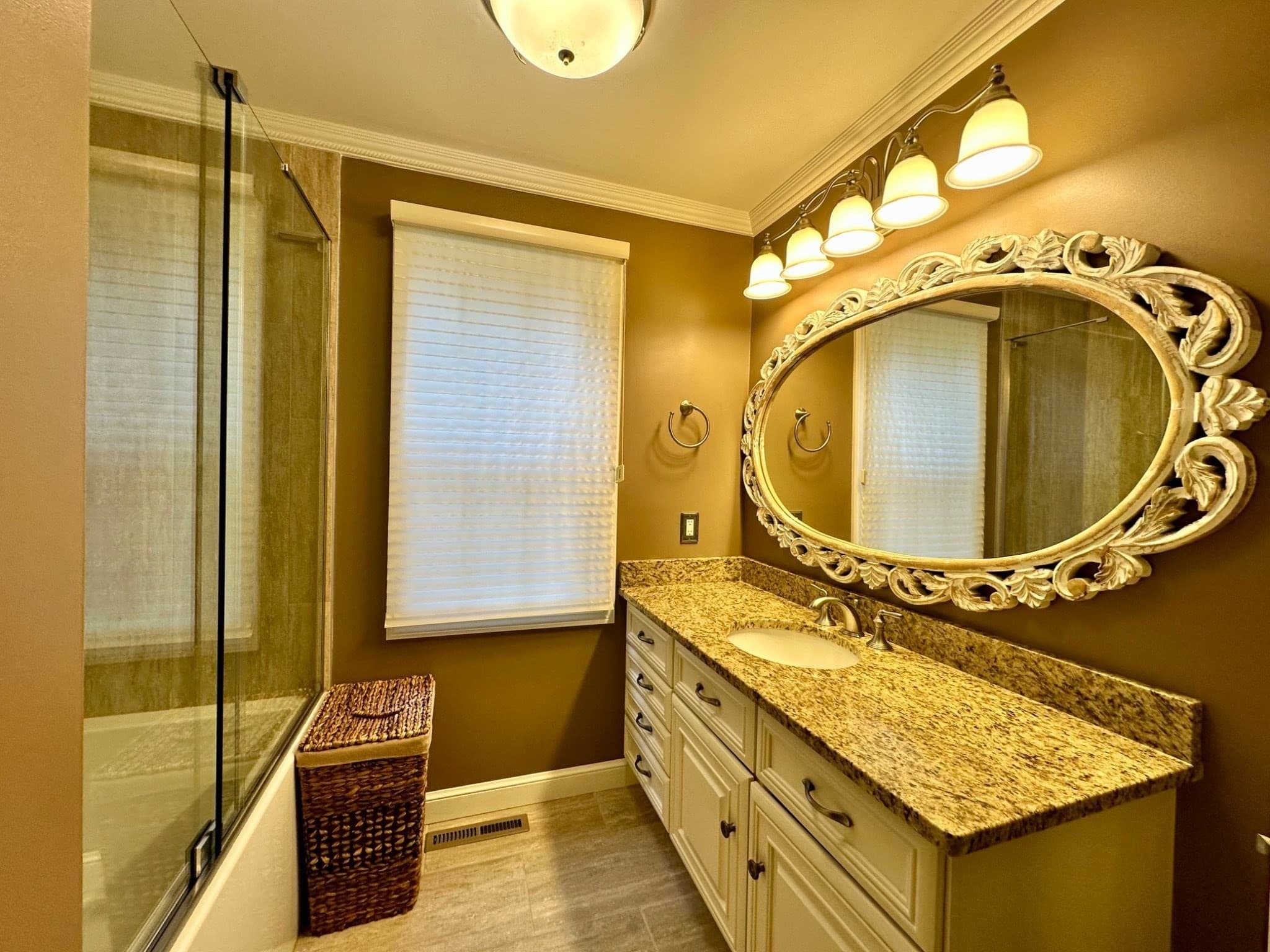 Single Family Residence at 608 Pinewood Dr, Longmeadow MA 01106, photo 23 of 33