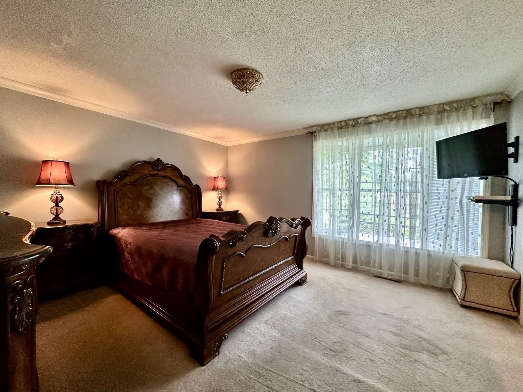 Single Family Residence at 608 Pinewood Dr, Longmeadow MA 01106, photo 15 of 33