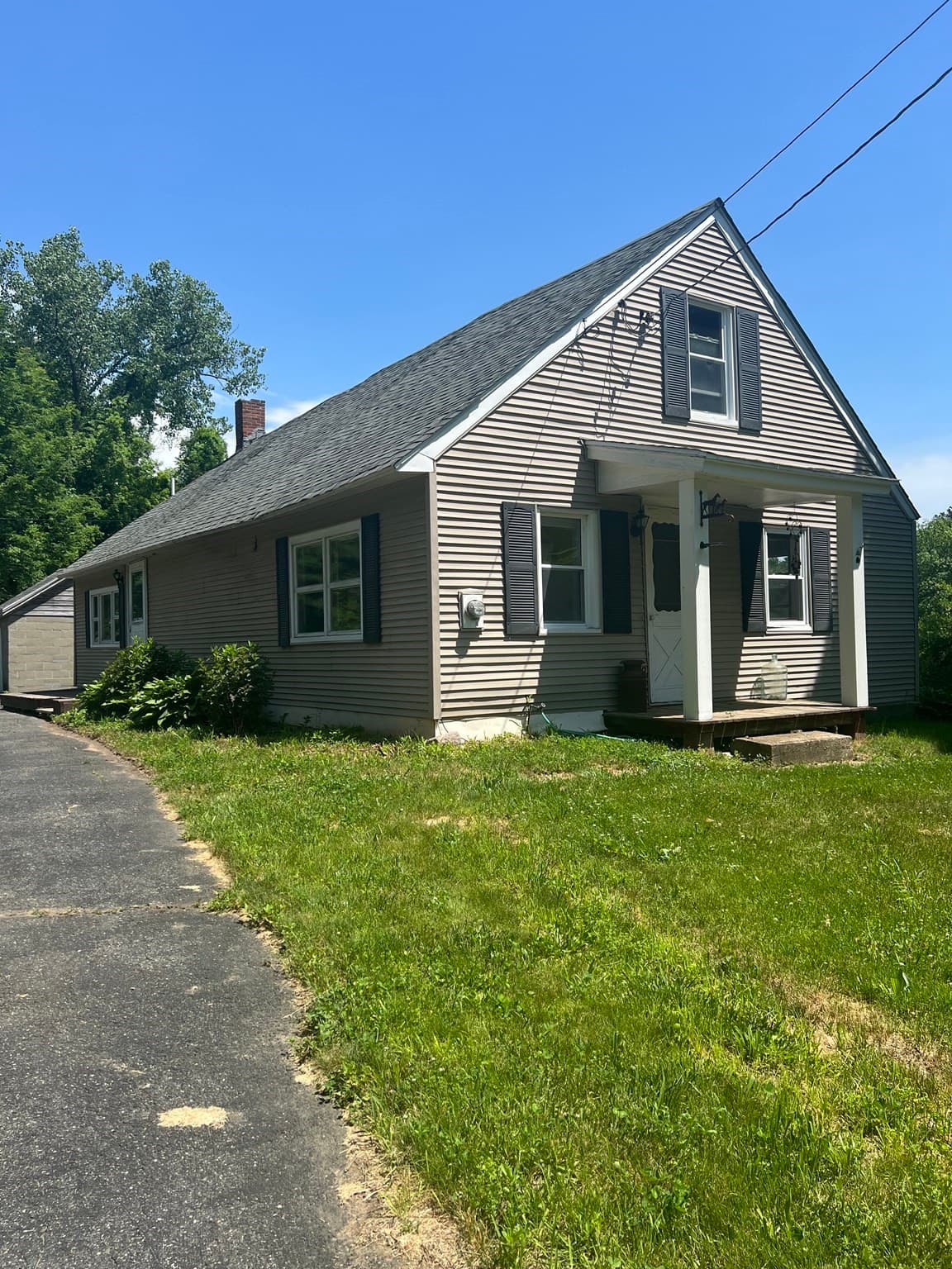 19 Greenwich Plains Rd, Ware MA 01082