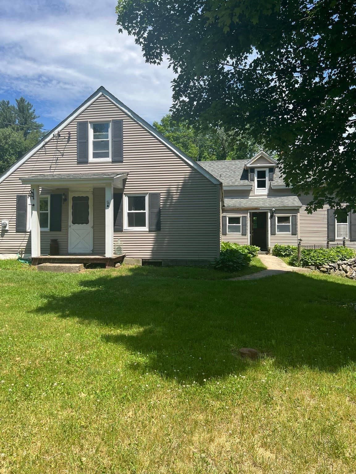 Single Family Residence at 19 Greenwich Plains Rd, Ware MA 01082, photo 4 of 37