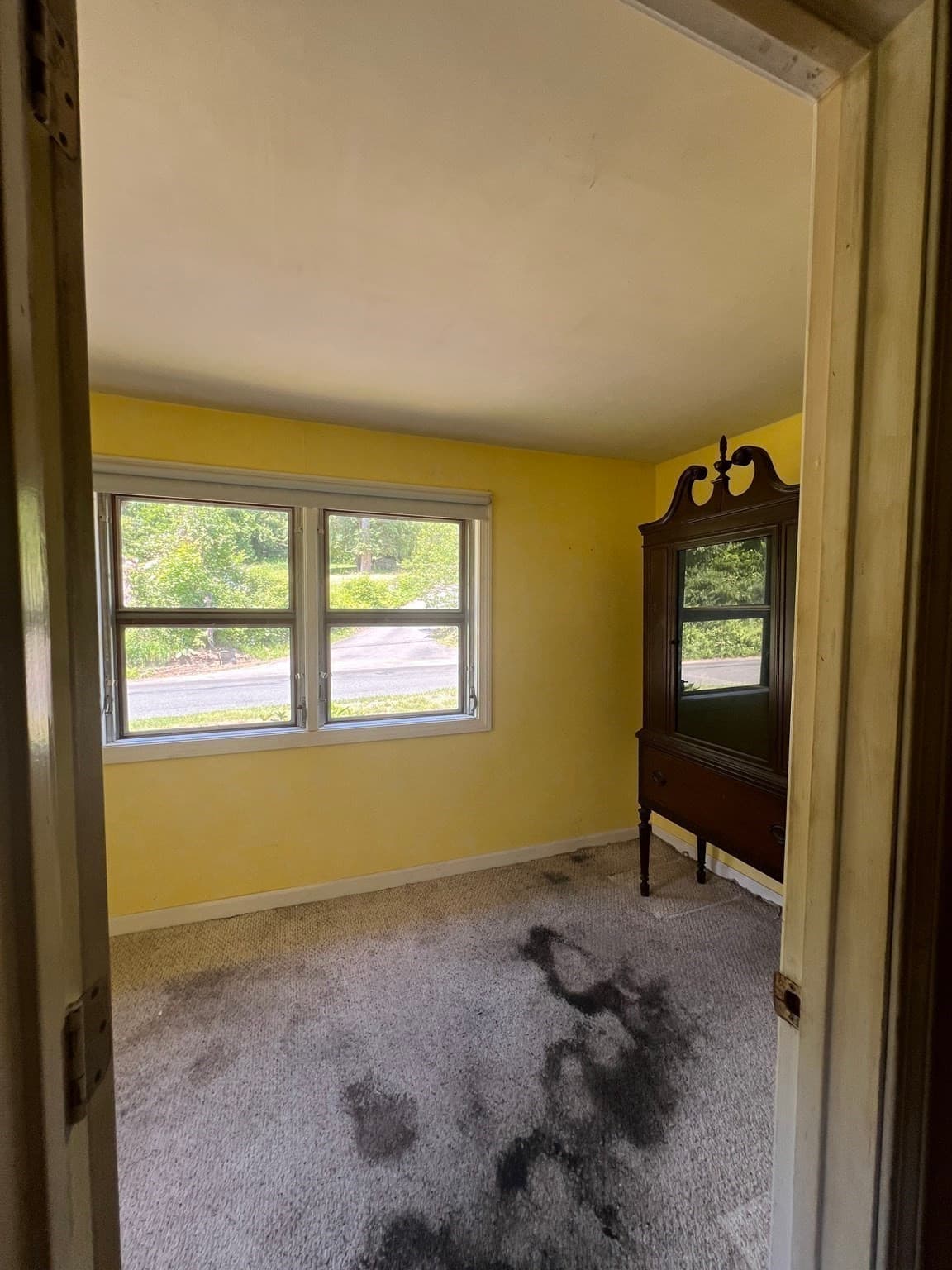 Single Family Residence at 19 Greenwich Plains Rd, Ware MA 01082, photo 25 of 37