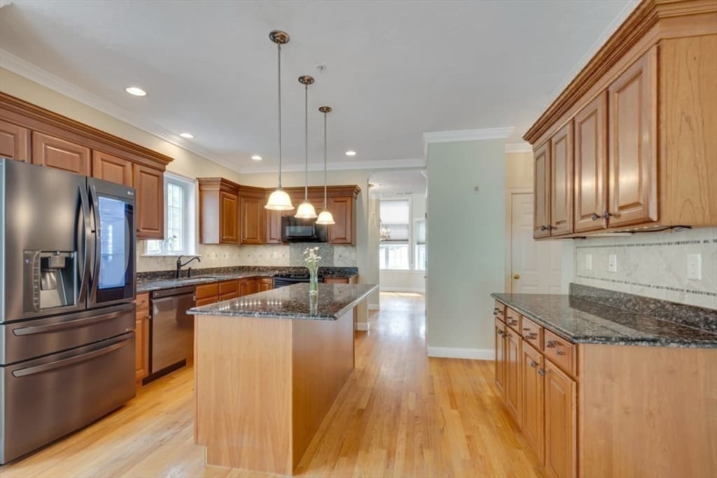 308 Sprucewood Ln # 308, Clinton MA 01510 photo 7