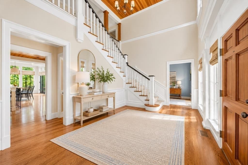Single Family Residence at 10 Chandler Circle, Weston MA 02493, Weston, photo 6 of 27