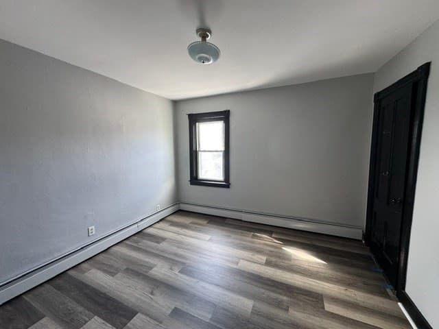 5+ Family - 5+ Units Up/Down at 126 Main Street, Warren RI 02885, photo 27 of 29