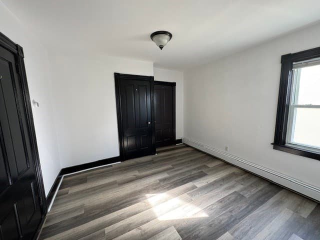 5+ Family - 5+ Units Up/Down at 126 Main Street, Warren RI 02885, photo 26 of 29