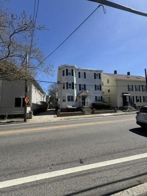5+ Family - 5+ Units Up/Down at 126 Main Street, Warren RI 02885, Warren, photo 22 of 23