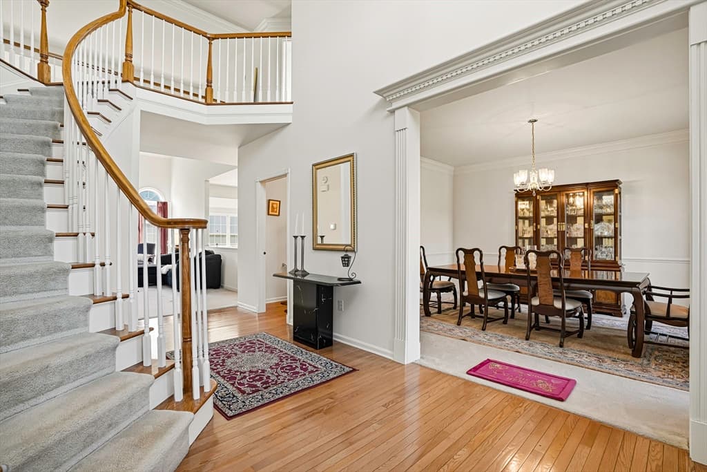 34 Hemingway St, Shrewsbury MA 01545 photo 3