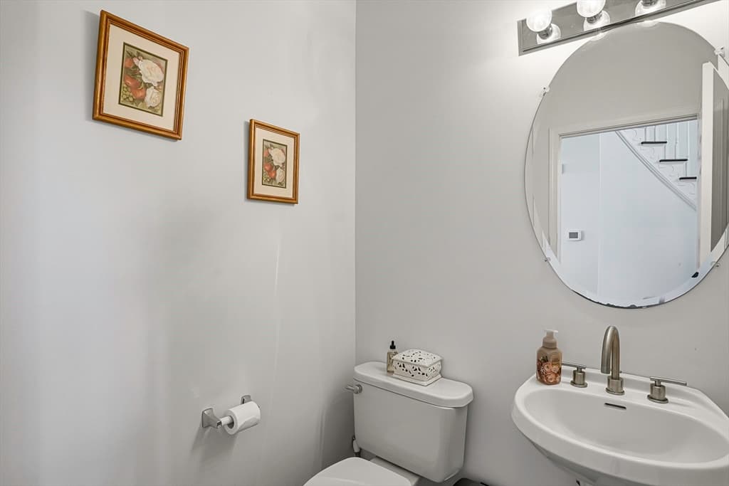 34 Hemingway St, Shrewsbury MA 01545 photo 24