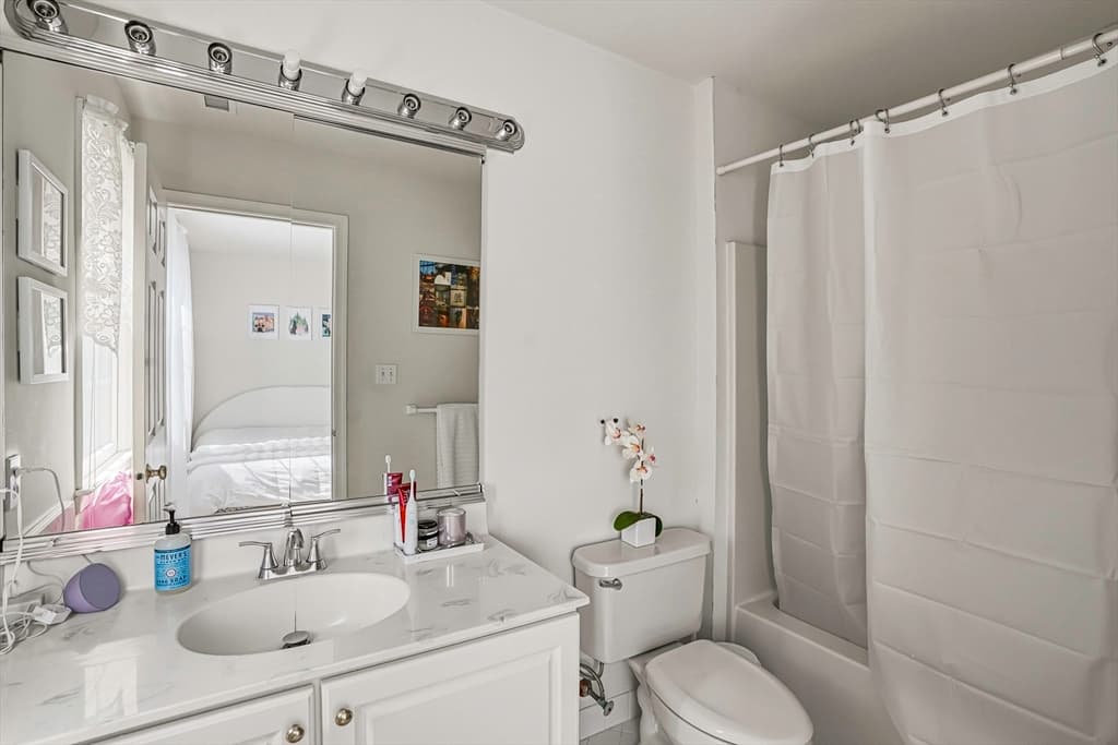 34 Hemingway St, Shrewsbury MA 01545 photo 34