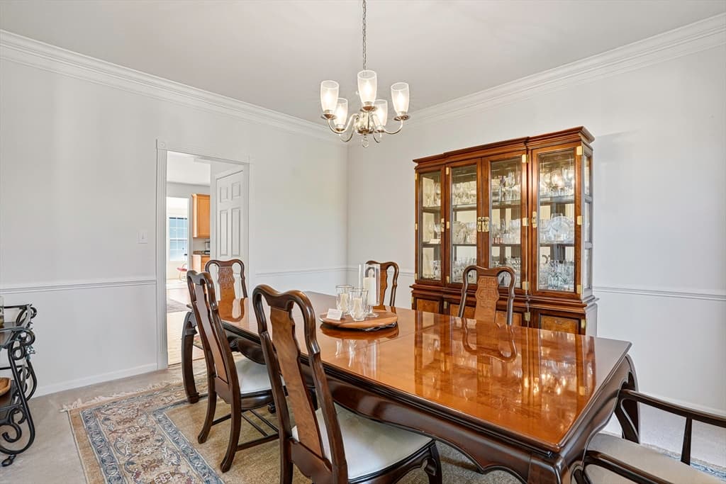 34 Hemingway St, Shrewsbury MA 01545 photo 4