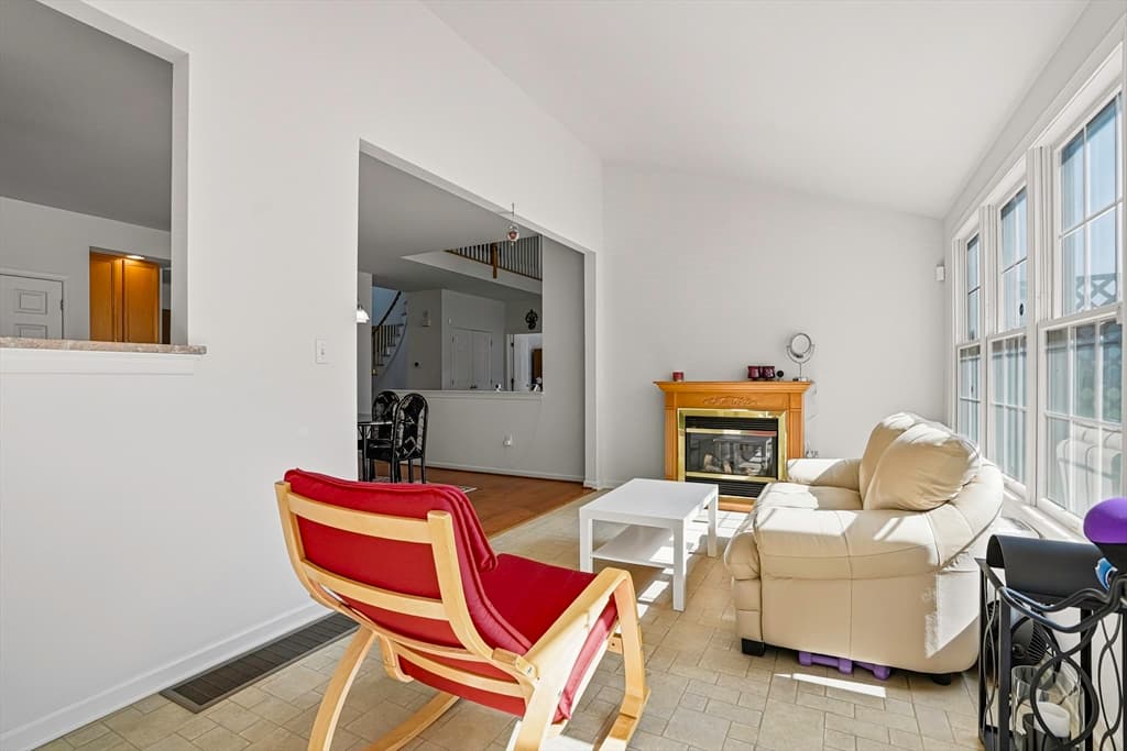 34 Hemingway St, Shrewsbury MA 01545 photo 21