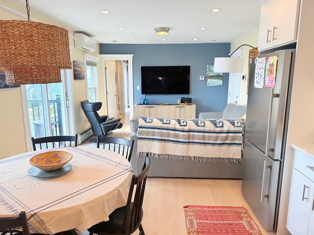 600 Shirley St # 7, Winthrop MA 02152 photo 9