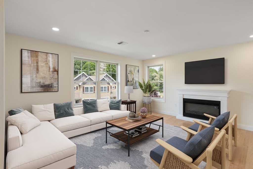3 Pirmi Lane # 5, Gloucester MA 01930