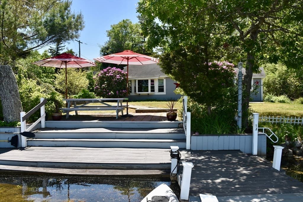 Single Family Residence at 14 Spectacle Pond Ter, Wareham MA 02571, photo 22 of 40