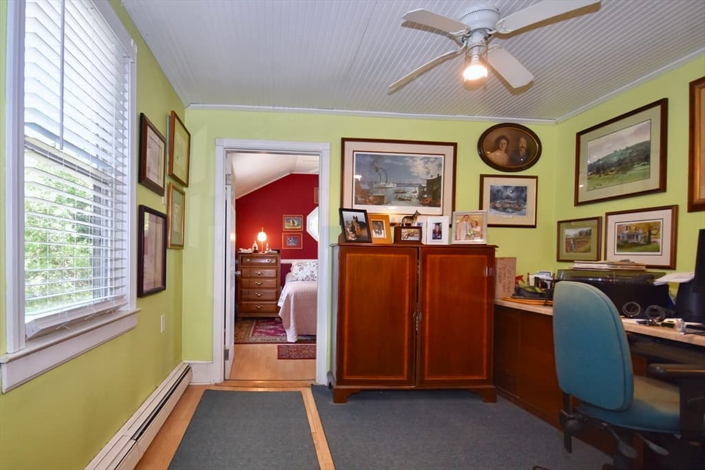 Single Family Residence at 14 Spectacle Pond Ter, Wareham MA 02571, photo 15 of 40