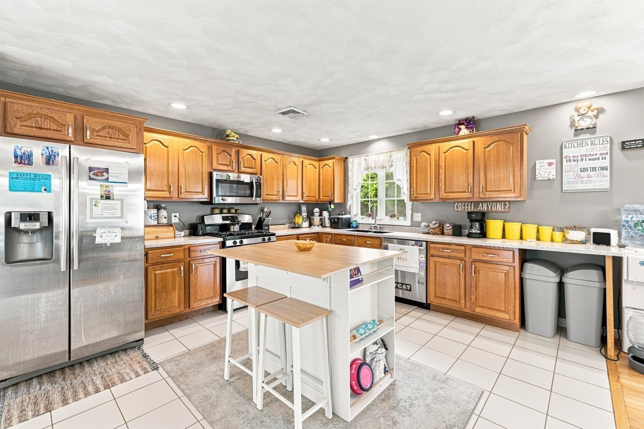 Single Family Residence at 793 Montgomery, Fall River MA 02720, Fall River, photo 12 of 37