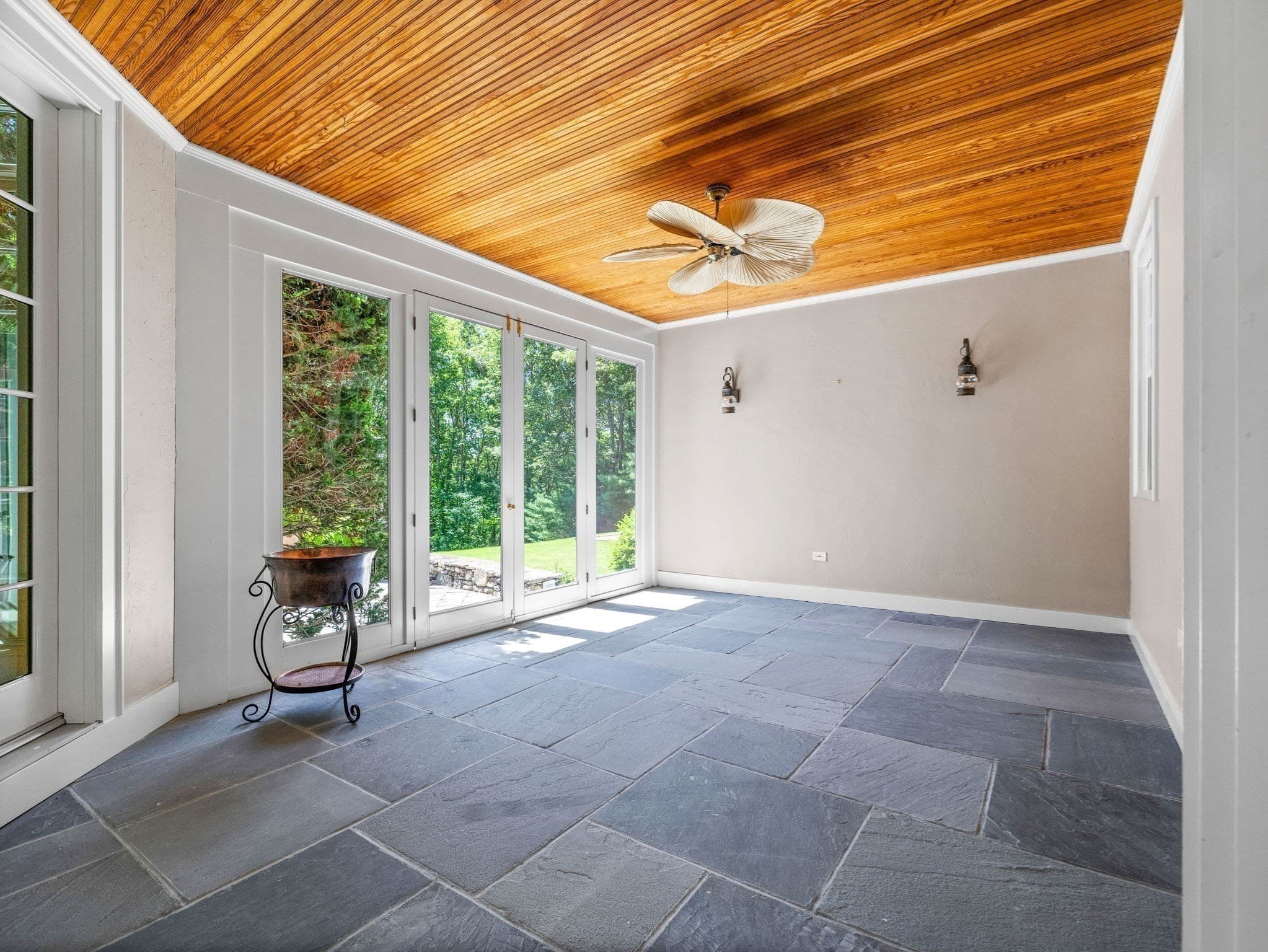 Single Family Residence at 20 Longmeadow Drive, Westwood MA 02090, Westwood, photo 18 of 42