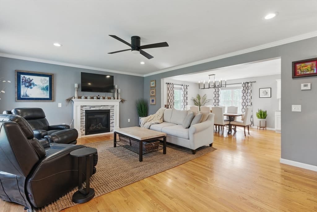 Single Family Residence at 10A Happy Acres Lane, East Longmeadow MA 01028, East Longmeadow, photo 2 of 16