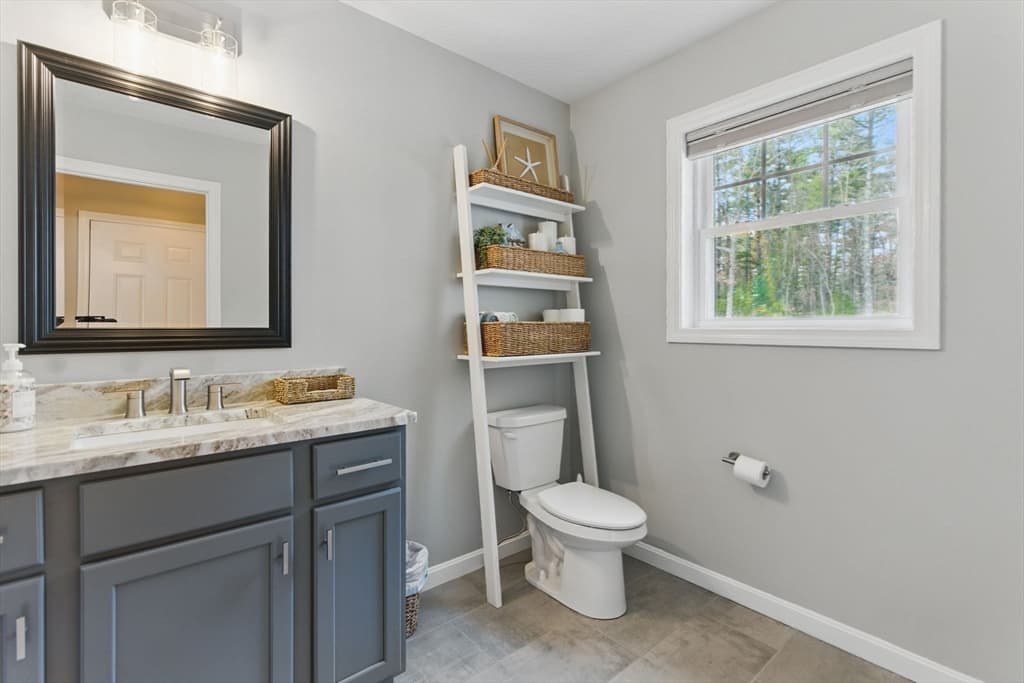 Single Family Residence at 10A Happy Acres Lane, East Longmeadow MA 01028, East Longmeadow, photo 7 of 16